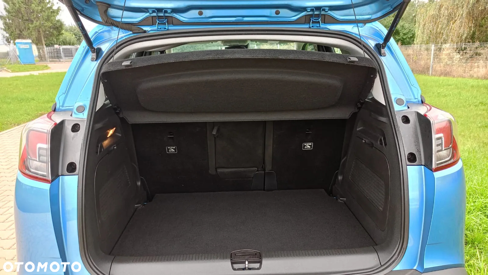 Opel Crossland X - 10