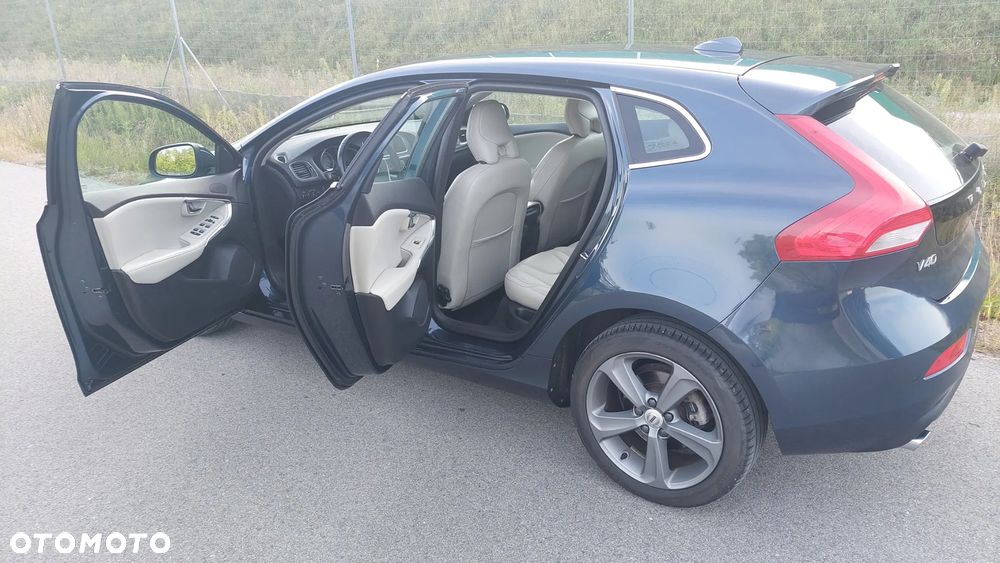 Volvo V40 T3 Drive-E Inscription - 5