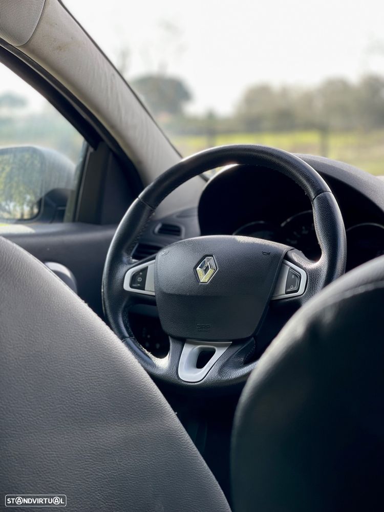 Renault Mégane Coupe 1.5 dCi GT Line EDC - 13