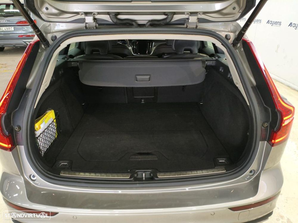 Volvo V60 2.0 B4 Inscription Geartronic - 9