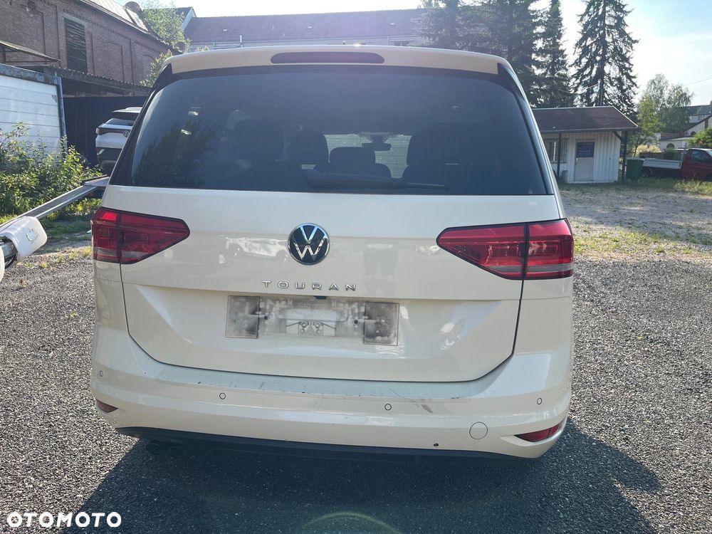 Volkswagen Touran 2.0 TDI BMT Comfortline DSG - 5