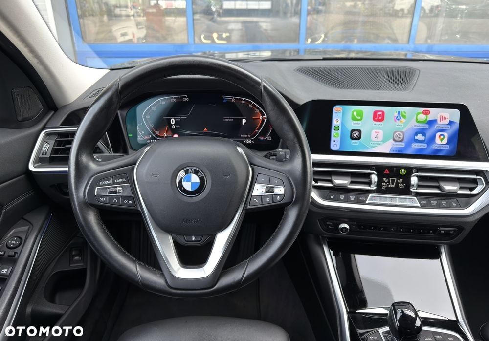 BMW Seria 3 320d xDrive Sport Line Shadow - 32