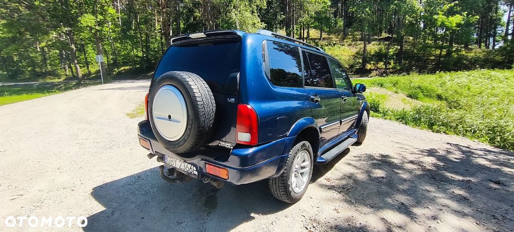 Suzuki Grand Vitara 2.7 V6 7os - 4