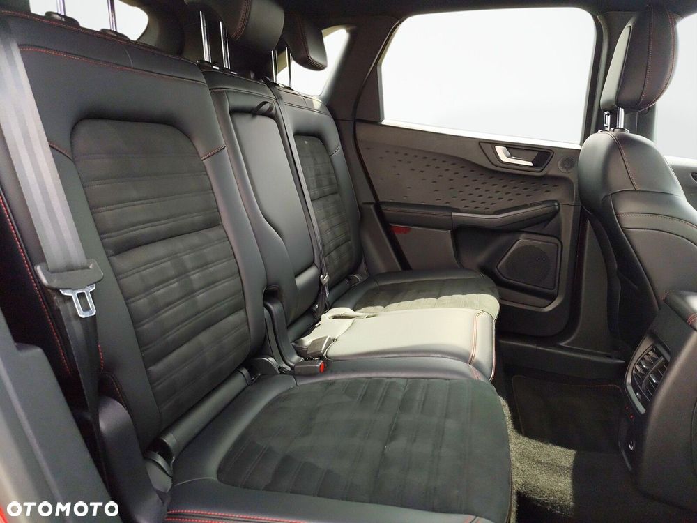 Ford Kuga - 17