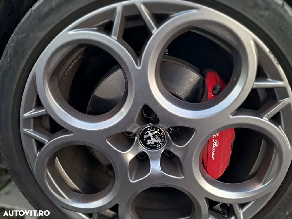 Alfa Romeo Tonale 1.5 FWD AT MHEV Edizione Speciale - 13
