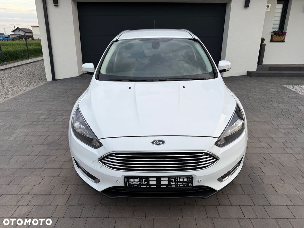 Ford Focus - 39