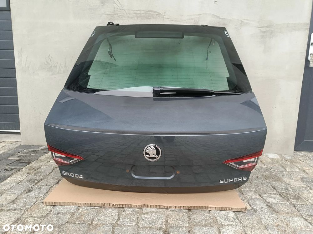 Klapa Skoda Superb 3 III Hatchback Sedan Pokrywa Bagażnika LF7Y - 1