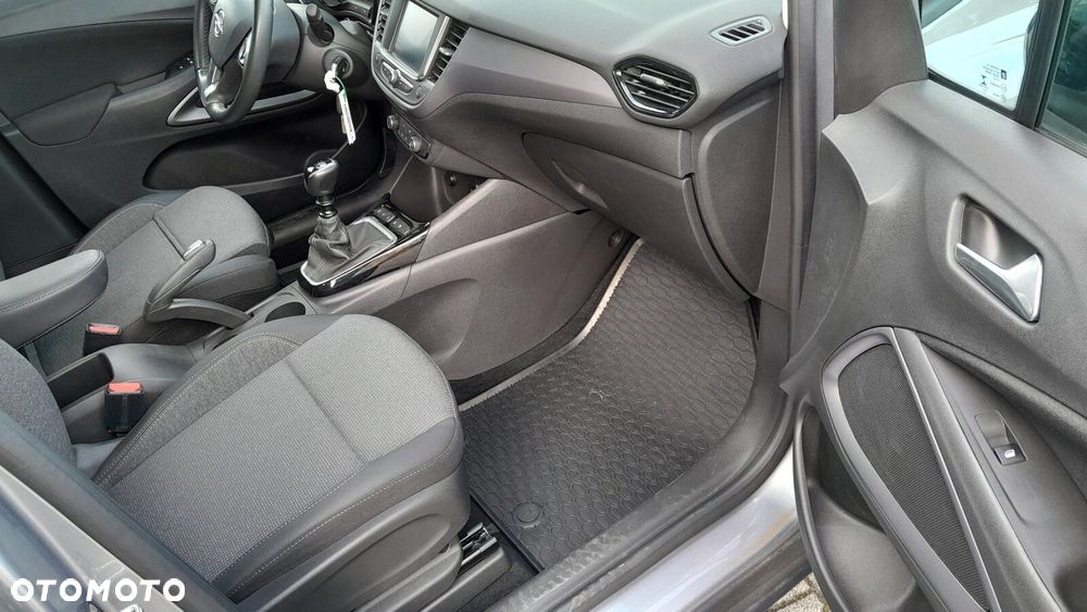 Opel Crossland - 11