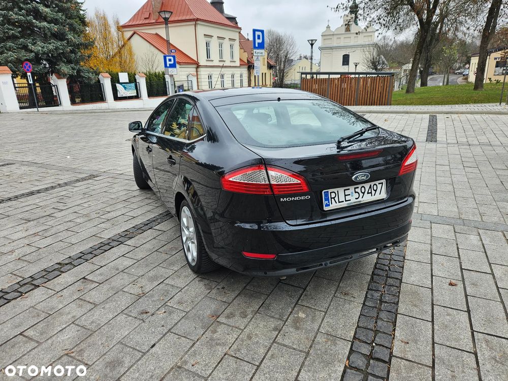 Ford Mondeo 2.5 Ghia X - 12