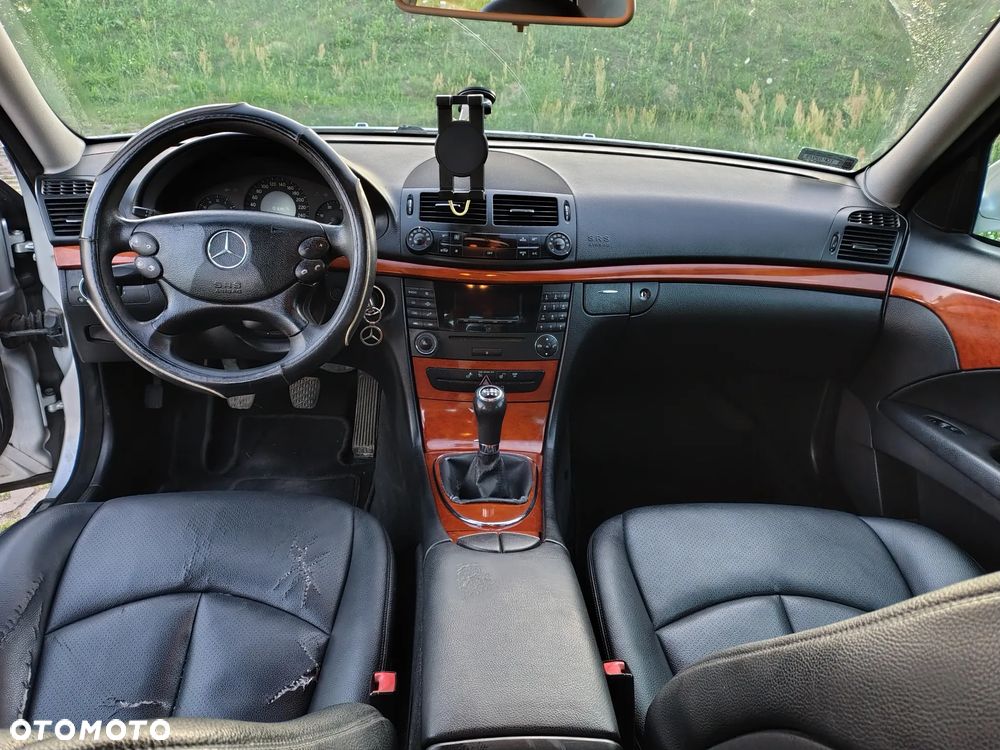 Mercedes-Benz Klasa E 200 CDI Classic - 8