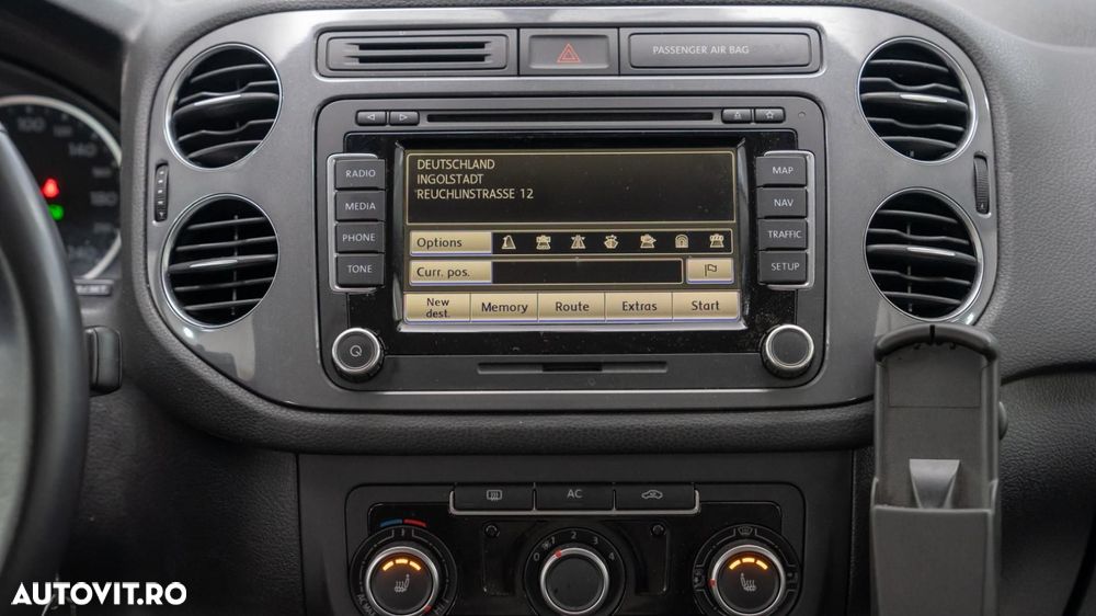 Volkswagen Tiguan - 15