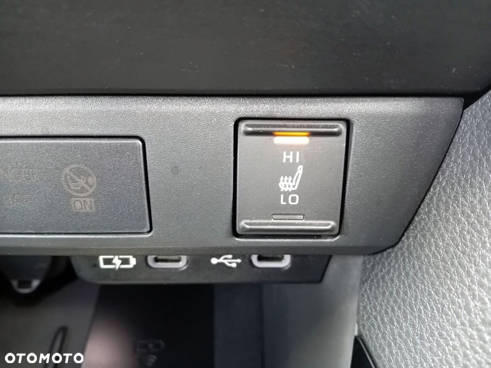 Toyota Yaris Hybrid 1.5 Style - 24