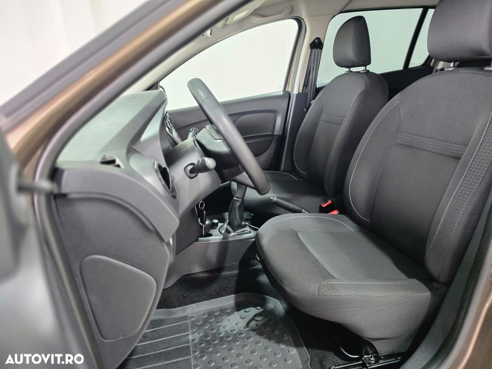 Dacia Logan 1.5 Blue dCi SL PLUS - 4