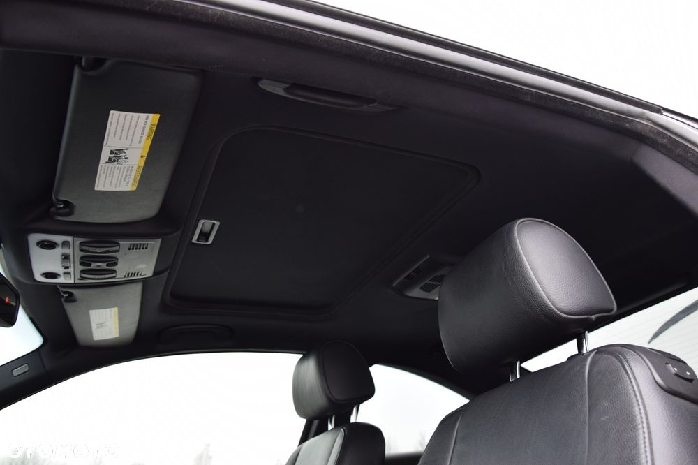 BMW Seria 3 335i M Sport Edition - 26