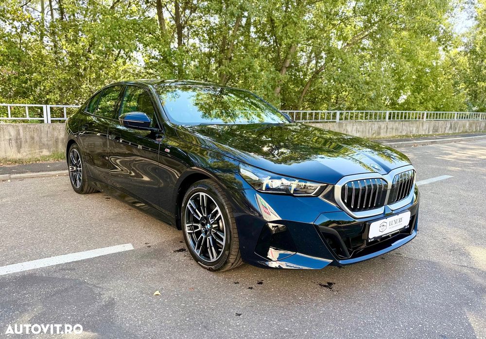 BMW Seria 5 520i AT MHEV - 7
