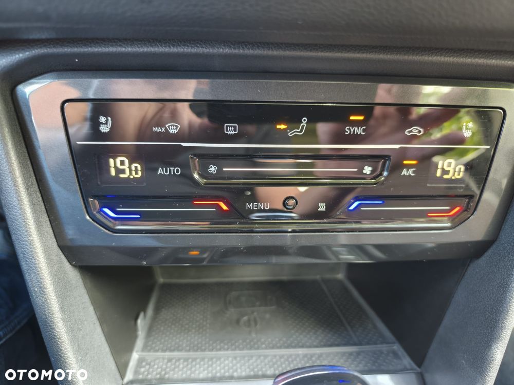 Volkswagen Tiguan Allspace 2.0 TDI SCR 4Motion DSG Elegance - 25