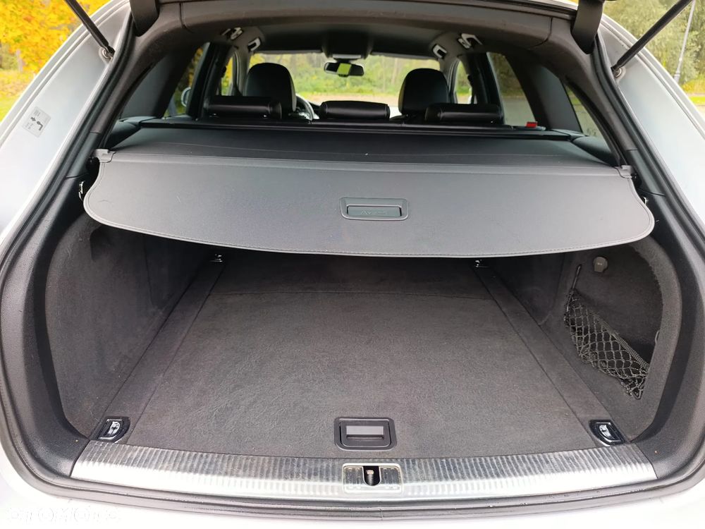 Audi A4 Avant 2.0 TFSI quattro S tronic S line Sportpaket - 16
