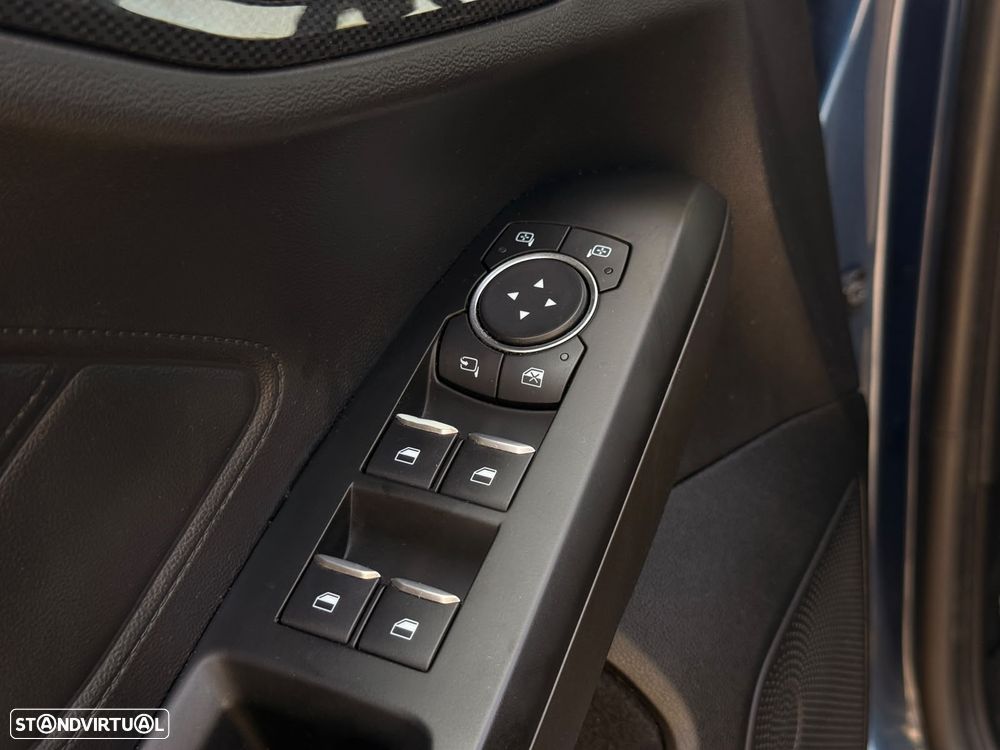 Ford Focus 1.0 EcoBoost MHEV ST-Line - 10