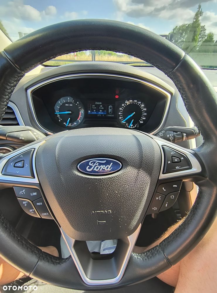 Ford Mondeo - 13