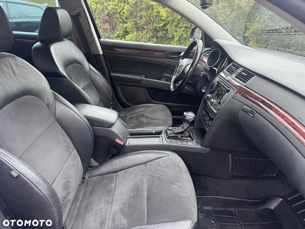 Skoda Superb 2.0 TDI DSG Exclusive - 12