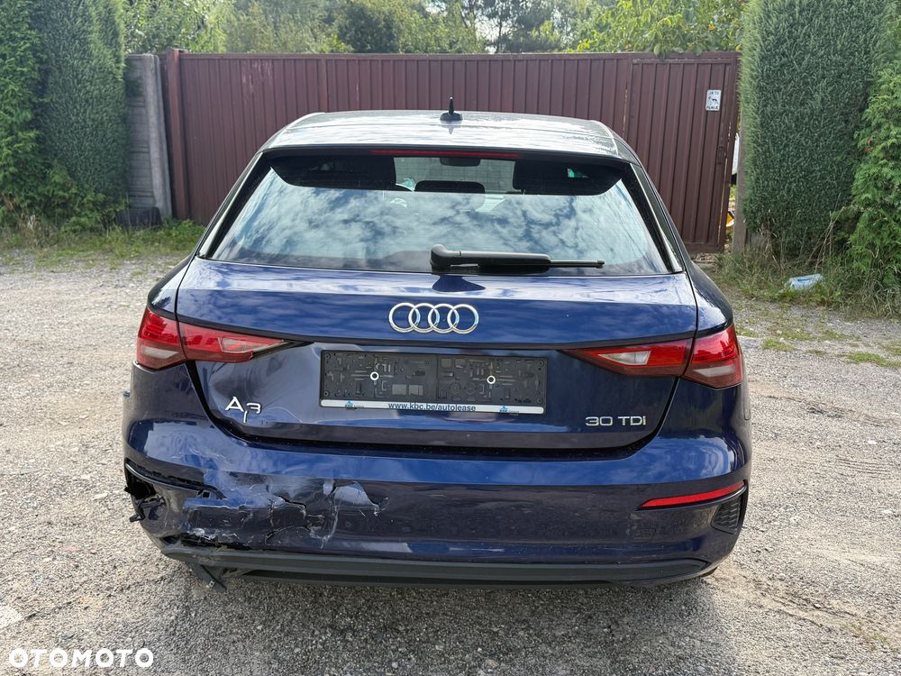 Audi A3 Sportback 30 TDI design - 2