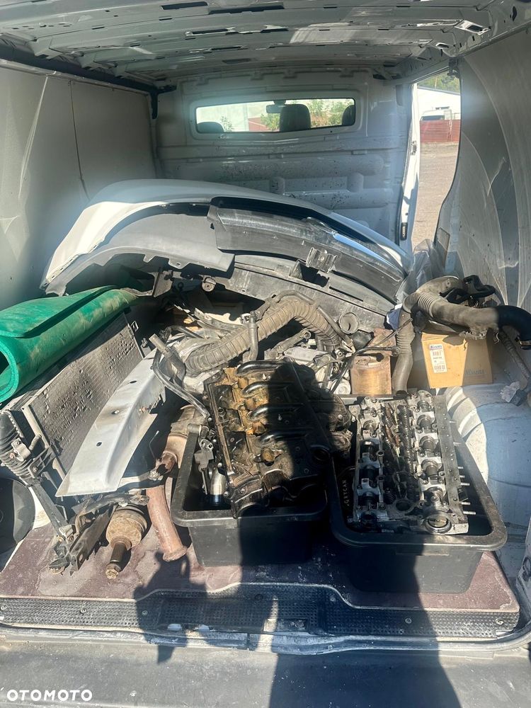 Opel Vivaro - 16