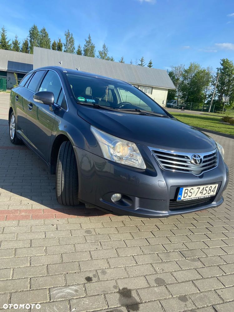 Toyota Avensis Touring Sports 1.8 Comfort - 3