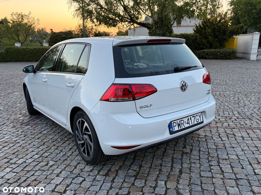 Volkswagen Golf 1.2 TSI BMT Start - 24