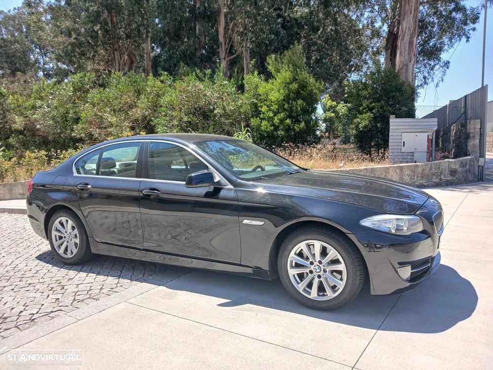 BMW 525 d xDrive Exclusive Auto - 54