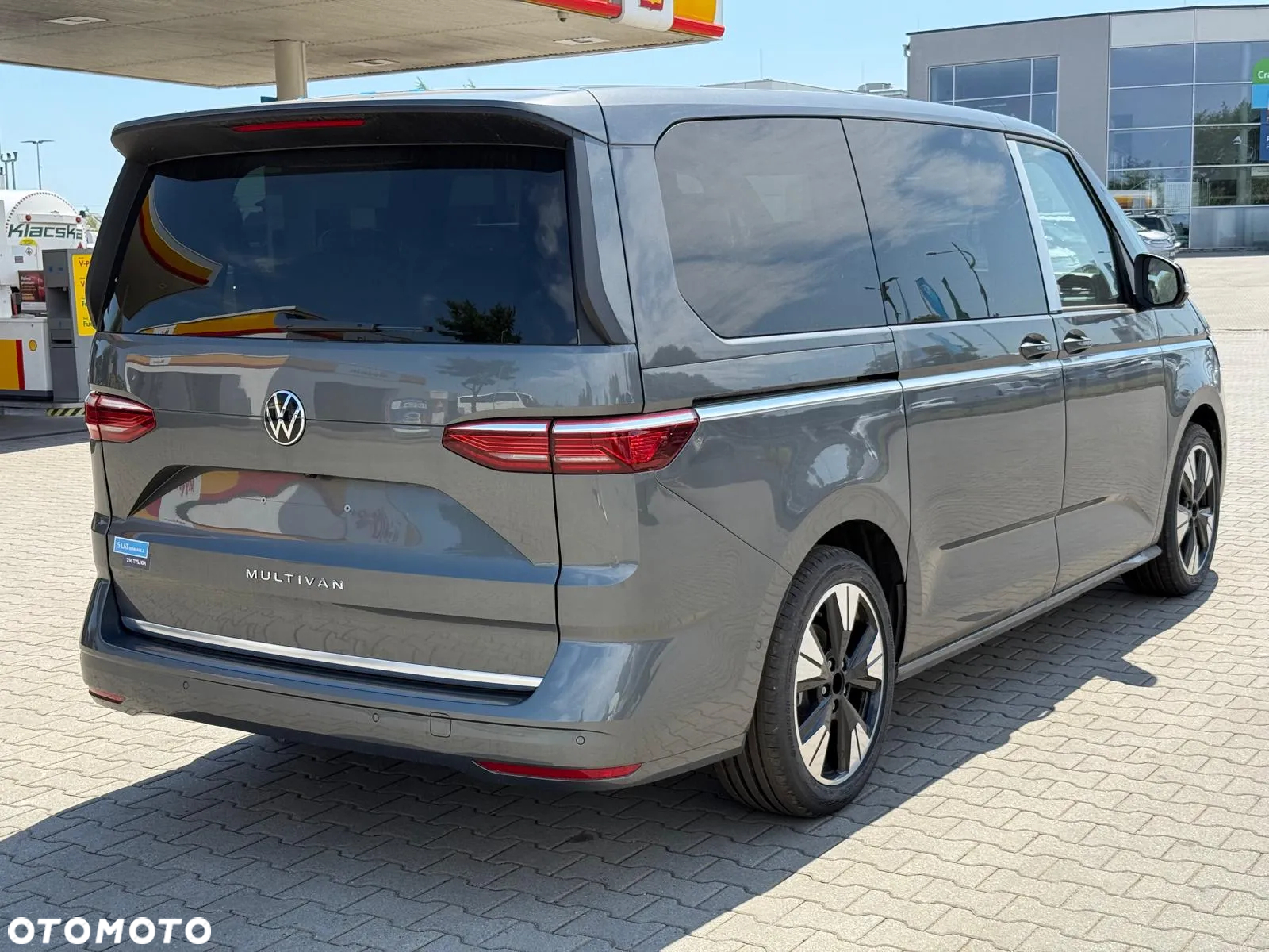 Volkswagen Multivan 2.0 TDI L2 Style DSG - 9