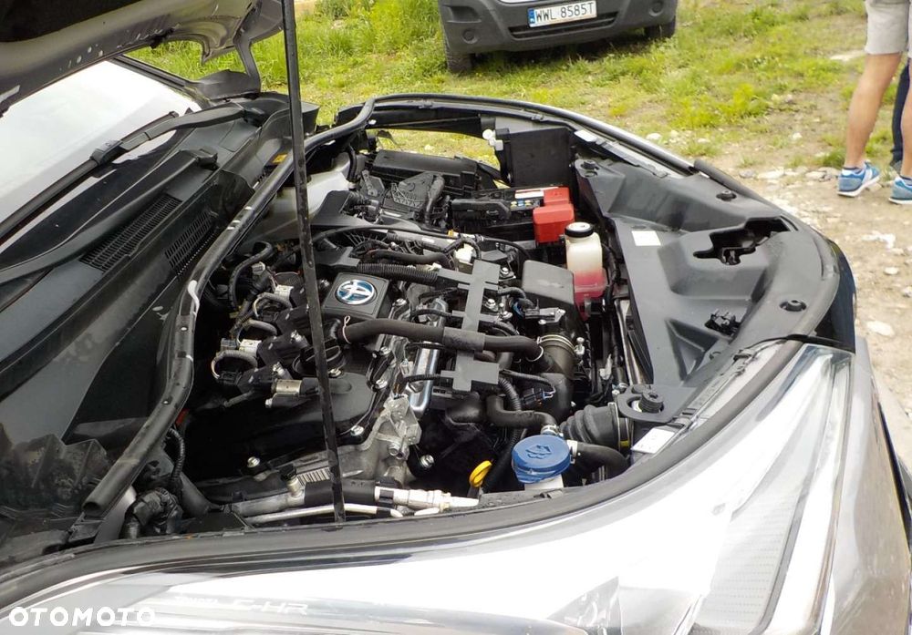 Toyota C-HR - 4