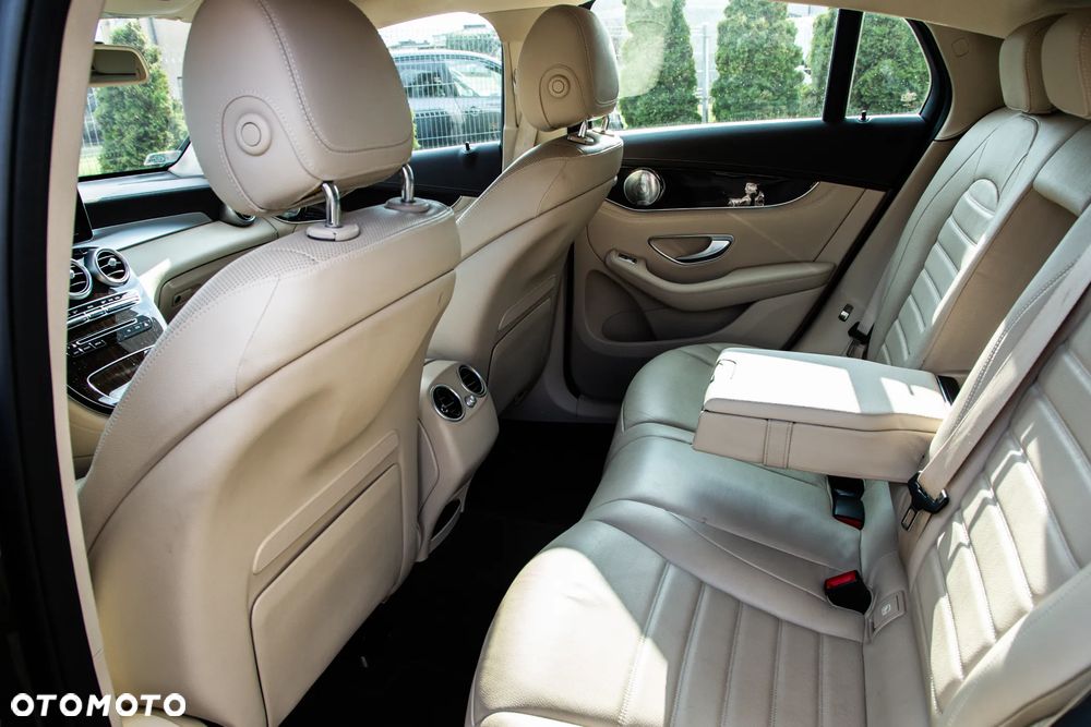 Mercedes-Benz GLC 220 d 4-Matic - 15