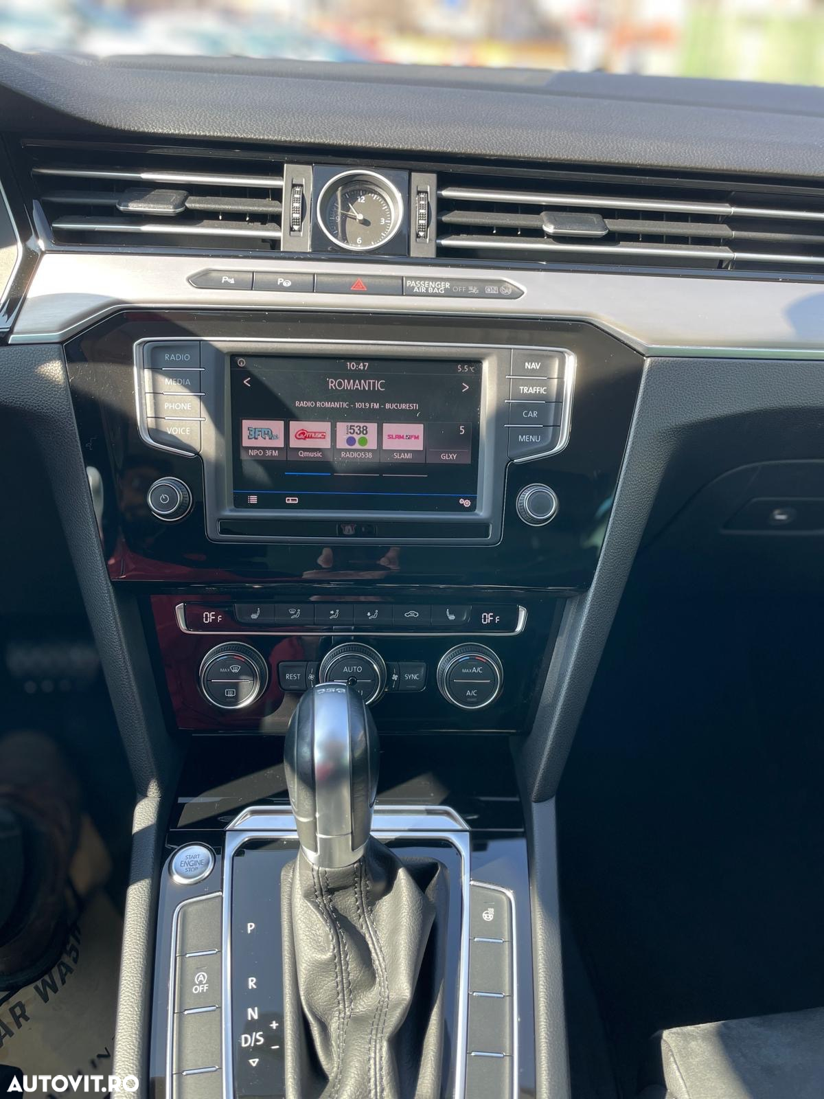 Volkswagen Passat Variant 2.0 TDI DSG (BlueMotion Technology) Highline - 11