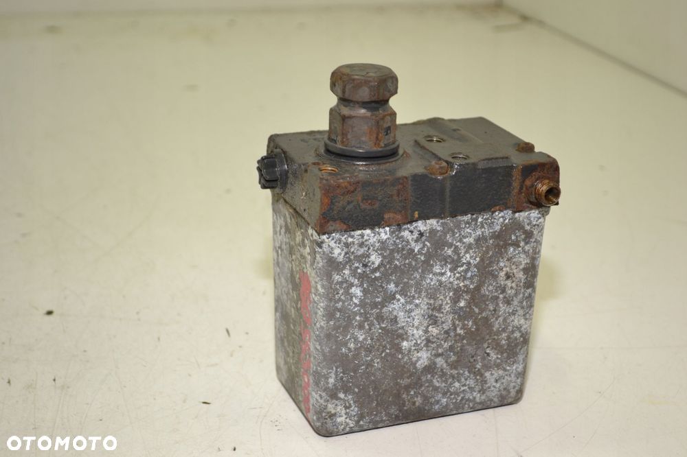 POMPA PODNOSZENIA KABINY MERCEDES ACTROS MP4 9605530001 - 2
