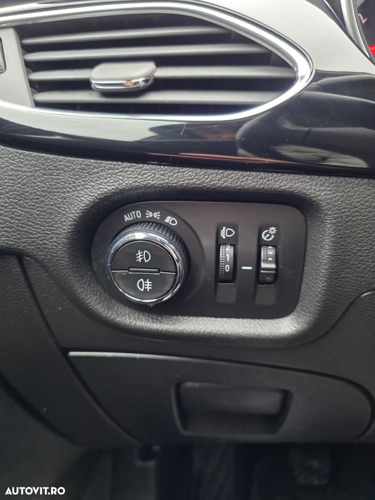 Opel Astra 1.0 Turbo Start/Stop Edition - 25