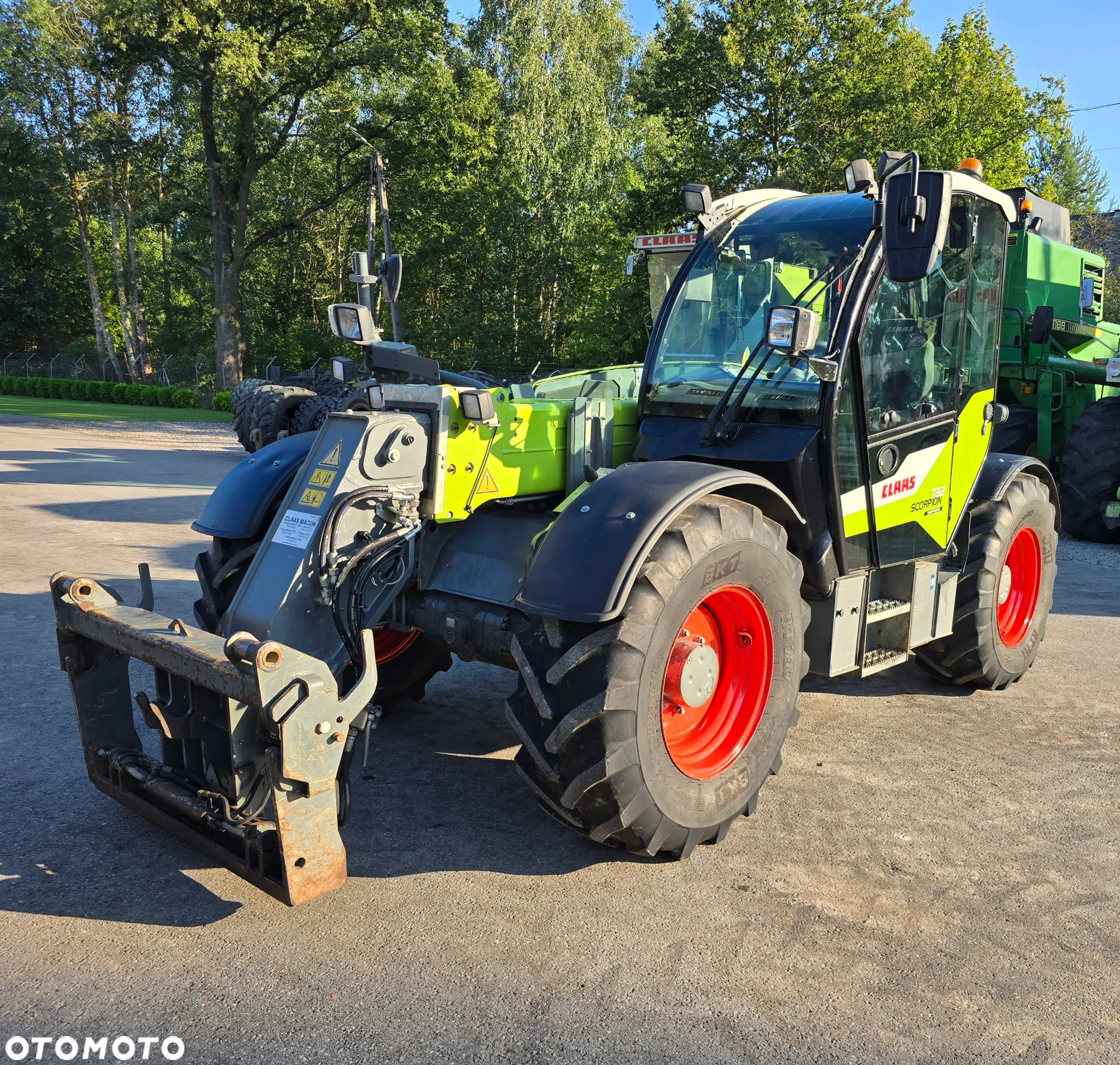 Claas Scorpion 732 - 27