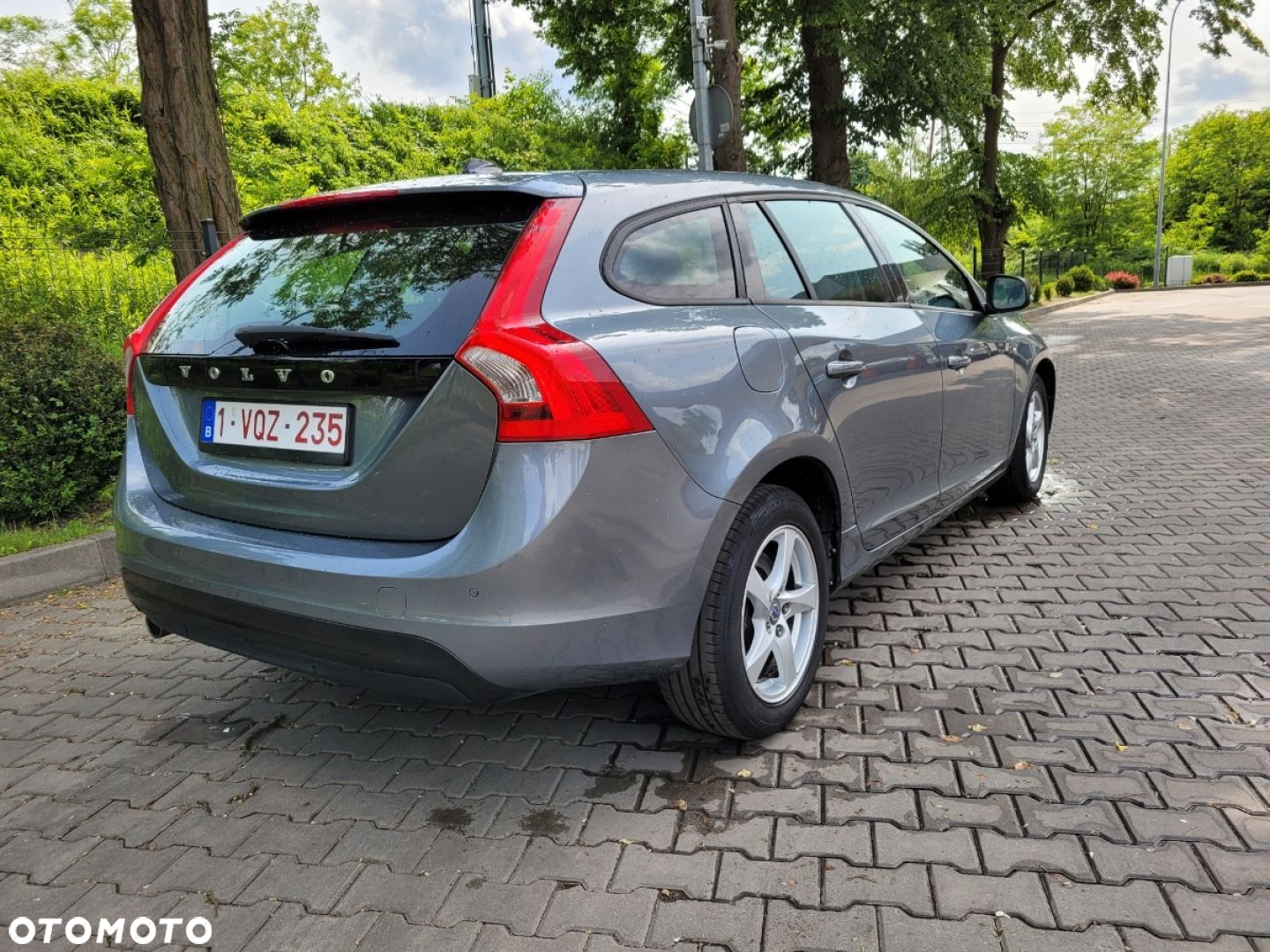 Volvo V60 D2 Summum - 11