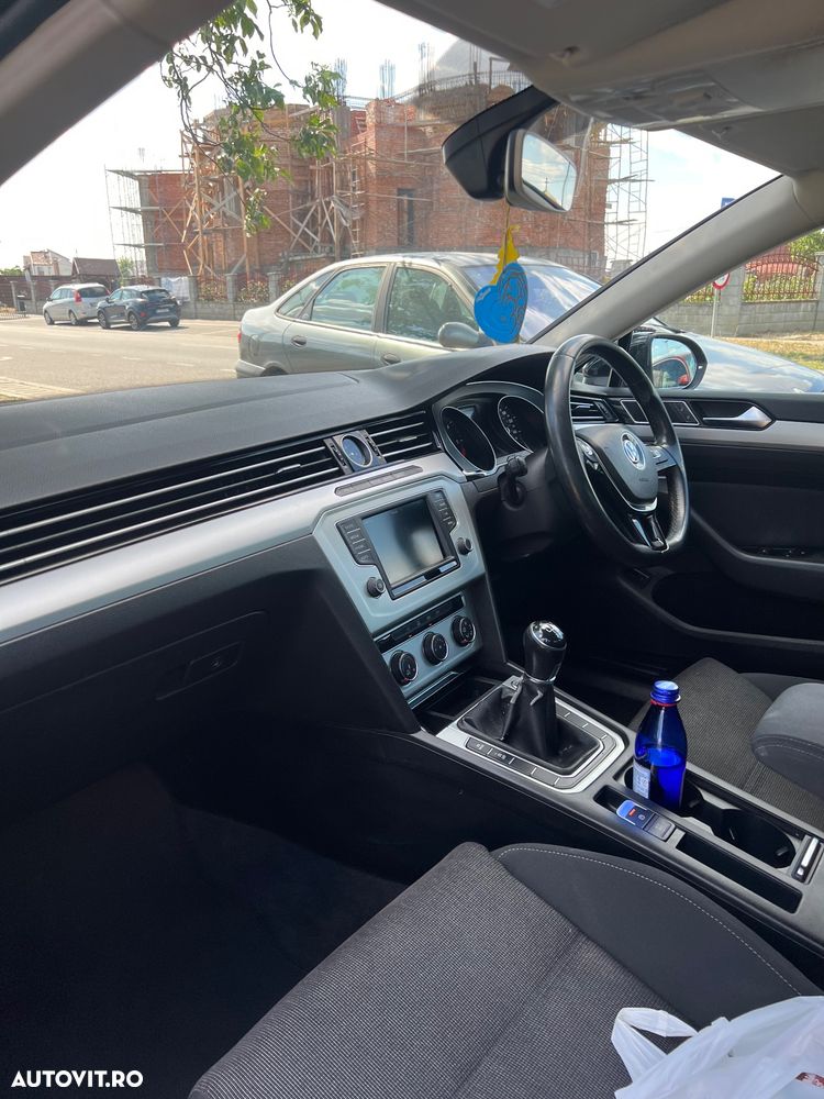 Volkswagen Passat 2.0 TDI R Executive - 8