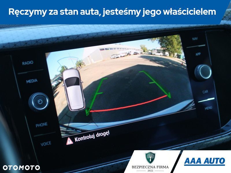 Volkswagen T-Cross - 16