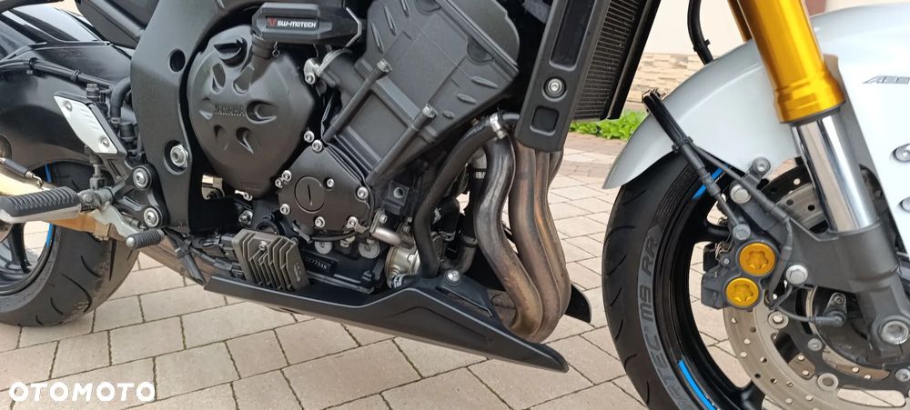 Yamaha FZ8 - 26