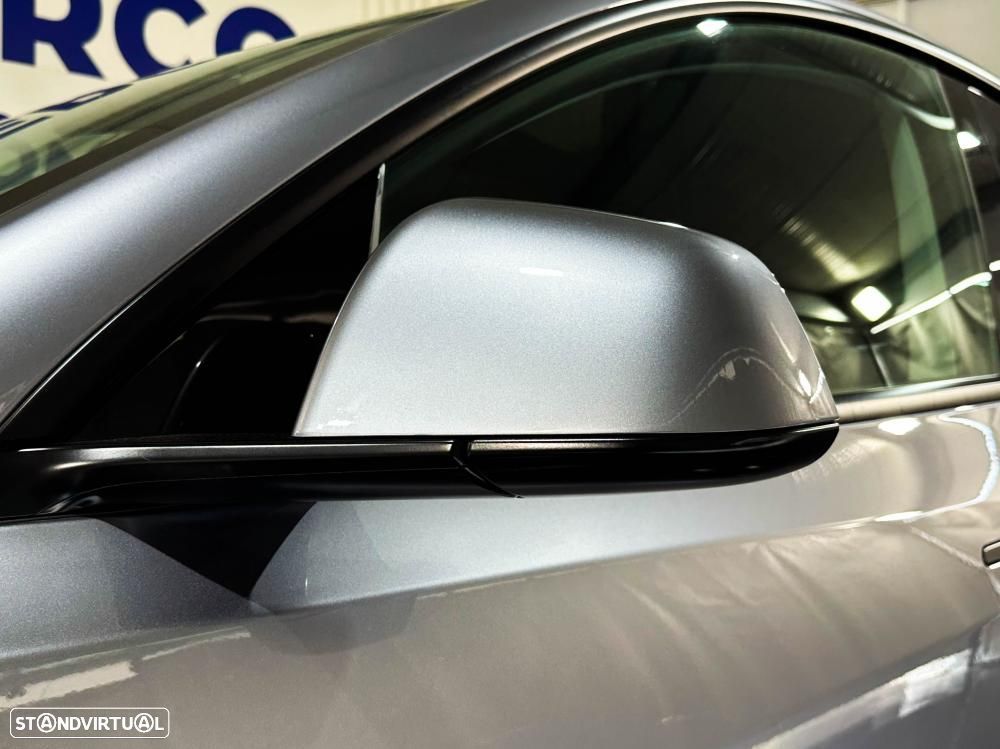 Tesla Model Y Long Range Dual Motor AWD - 16
