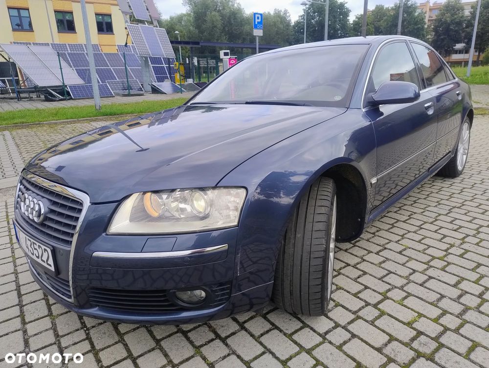 Audi A8 4.2 Quattro - 7