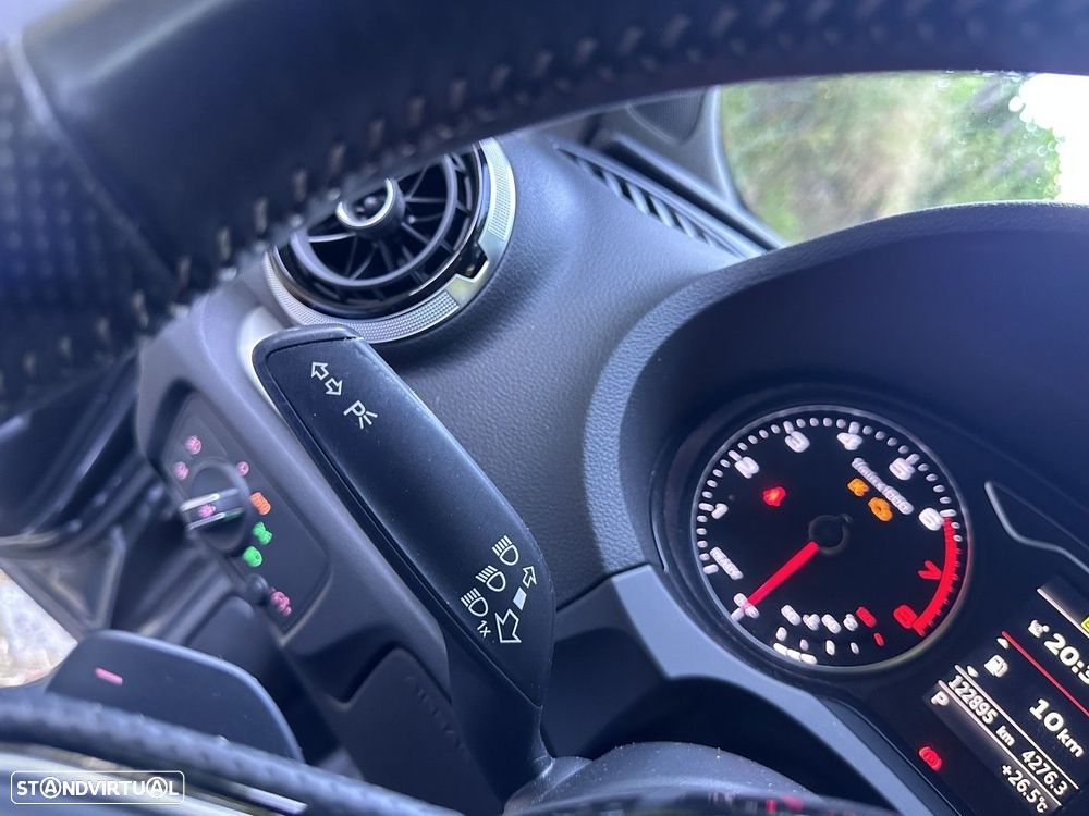 Audi A3 1.8 TFSI quattro S tronic S line Sport Pack - 37