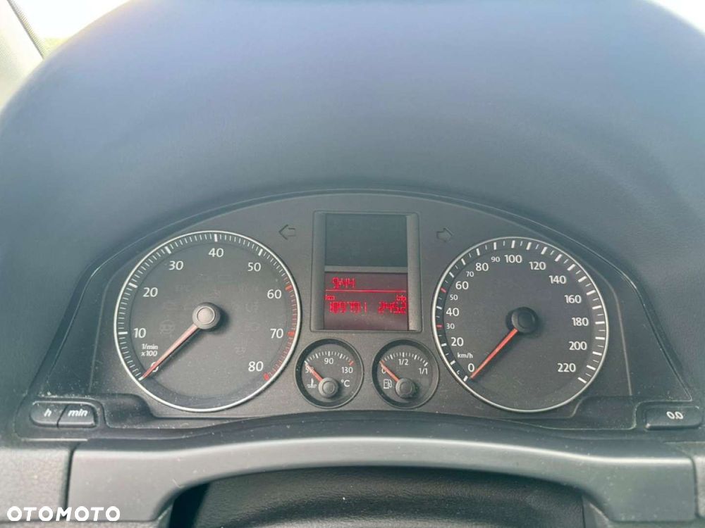 Volkswagen Golf Plus - 9