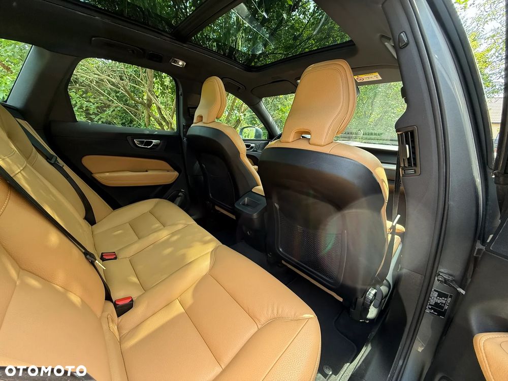 Volvo XC 60 T6 AWD Inscription - 12