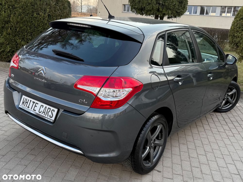 Citroën C4 e-HDi 115 Exclusive - 29