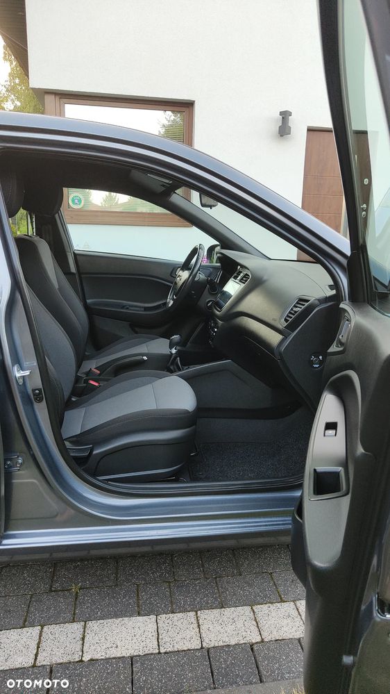 Hyundai i20 1.2 YES - 18