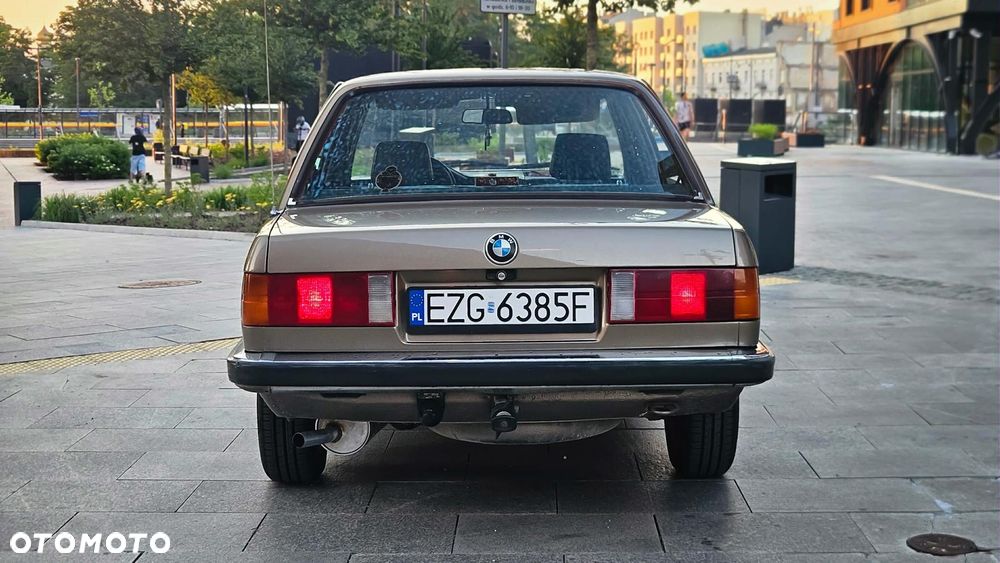 BMW Seria 3 - 11
