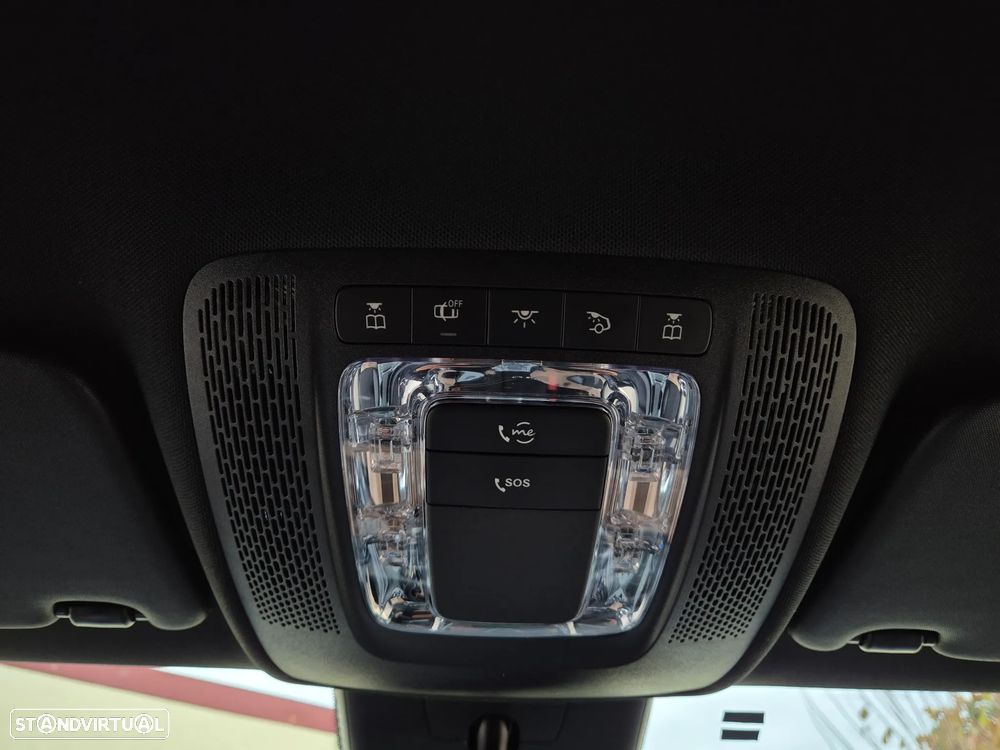 Mercedes-Benz CLA 200 d Shooting Brake AMG Line Aut. - 33