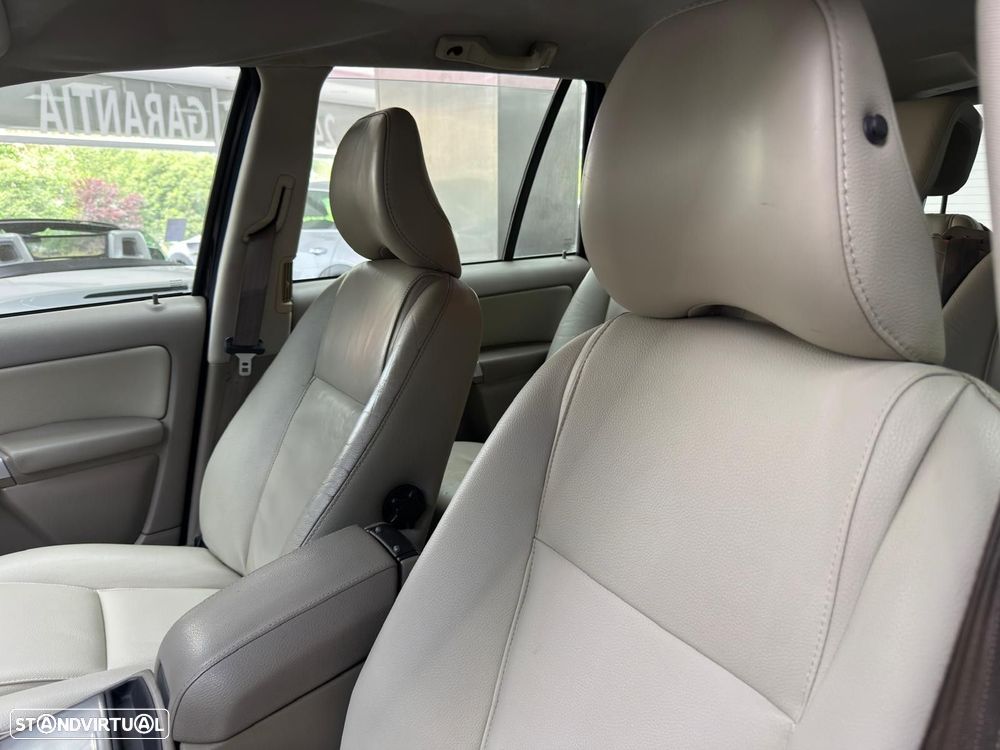 Volvo XC 90 2.4 D5 7L Nivel 3 Auto. - 21
